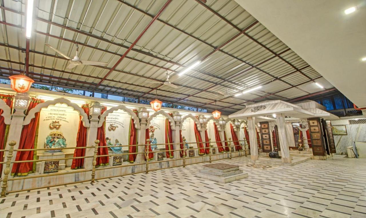 Treebo Mira Inn Kolkata Exterior photo